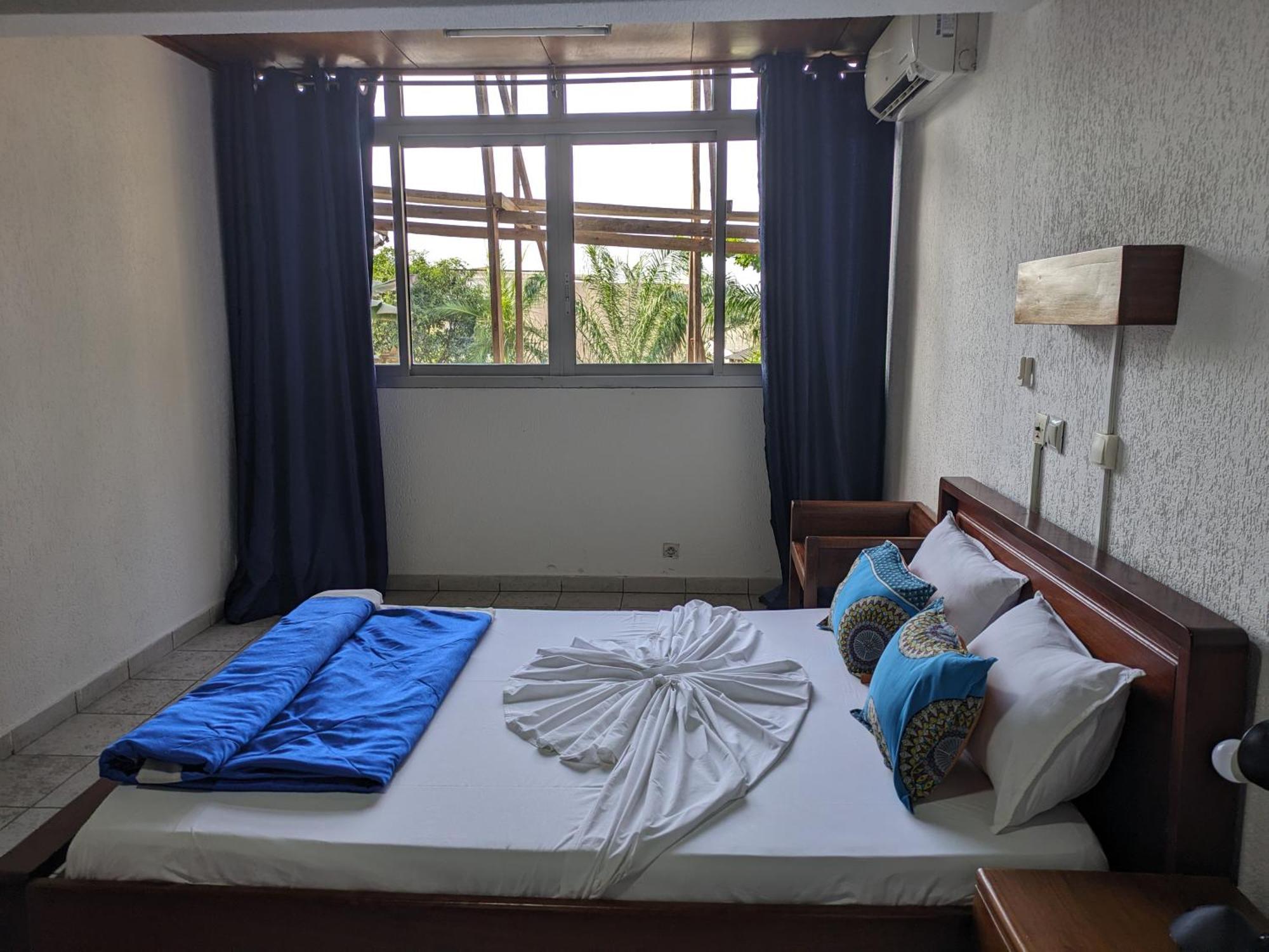 Foyer Du Marin - Deutsche Seemannsmission Douala Exteriér fotografie